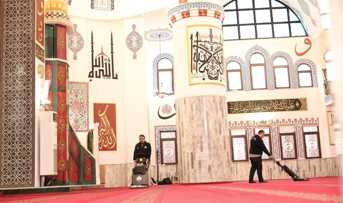 Osmangazi Belediyesi’nden Yılın 12 Ayı Cami Temizliği Osmangazi Belediyesi, vatandaşların
