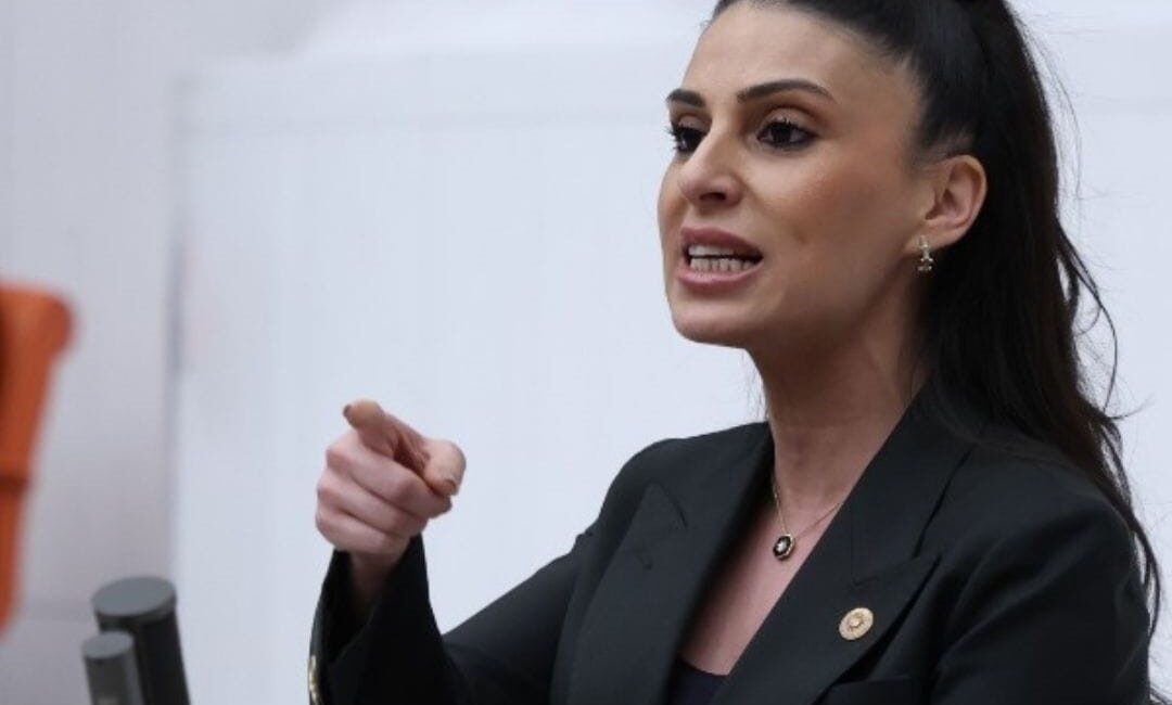 Muğla Milletvekili Gizem Özcan Belediyelere Nefes Olacak Kanun Teklifi’ni TBMM’ye Sundu Muğla Milletvekili Avukat Gizem Özcan, yerel yönetimlerin mali yapısında kapsamlı