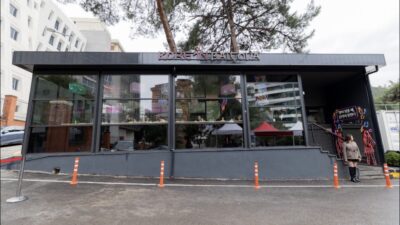 Korutürk Mahallesi Bora Sokak’ta kapılarını açan Kore in Balçova, özellikle