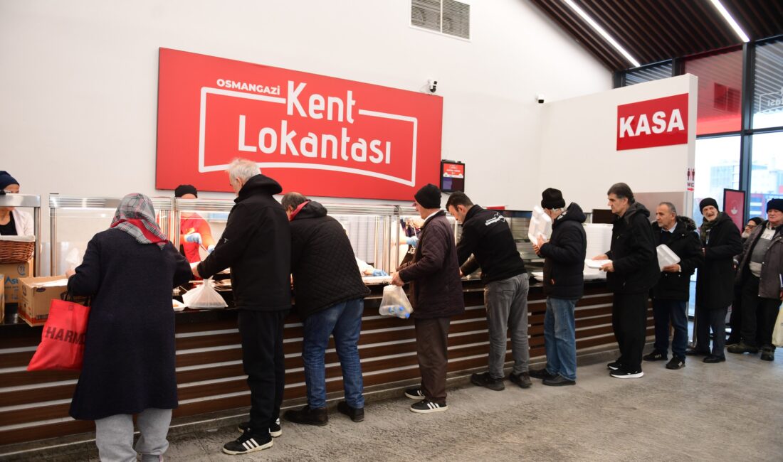 Osmangazi Belediyesi’nden Ramazan’da Kardeşlik Sofrası Ramazan’ın İlk İftarında Osmangazi’de Gönüller Birleşti Osmangazi Belediyesi, paylaşmanın ve