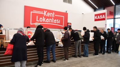 Ramazan’ın İlk İftarında Osmangazi’de Gönüller Birleşti Osmangazi Belediyesi, paylaşmanın ve