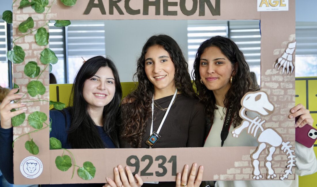 Üsküdar Belediyesi’nin desteğiyle Haydarpaşa Panthers organizasyonunda düzenlenen Haydarpaşa Arkeoloji Zirvesi,