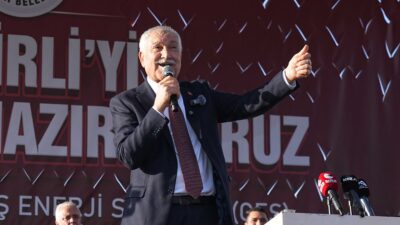 Zeydan Karalar, Kadirli Belediyesi’nin toplu hizmet açılışına katıldı