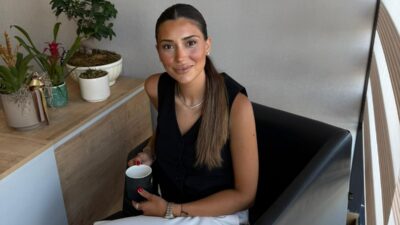 Günlük hayatın akışı içinde zihnimiz çoğu zaman bulunduğu yerden başka
