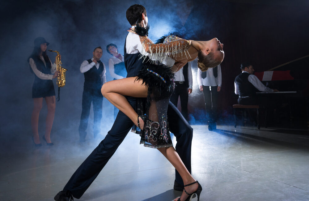 İzmir Kültür AŞ’den müzik ve dans dolu unutulmaz bir gece Körfezde Latin rüzgârı esecek İzmir Büyükşehir Belediyesi iştiraki İzmir Kültür AŞ, 3 Nisan’da kentin