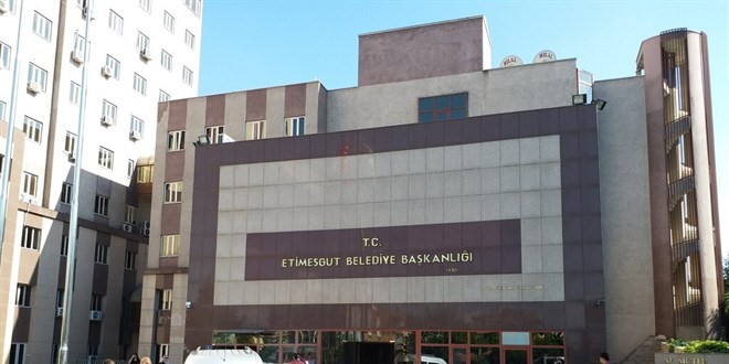 Ankara Cumhuriyet Başsavcılığı’nın yürüttüğü soruşturma kapsamında Etimesgut Belediyesi’ne operasyon düzenlendi.