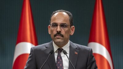 İbrahim Kalın, bölgedeki savaşın yayılmasını önlemek için Türkiye’nin yoğun çaba
