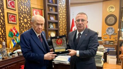 Milliyetçi Hareket Partisi’nde dikkat çeken bir gelişme yaşandı. İzzet Ulvi