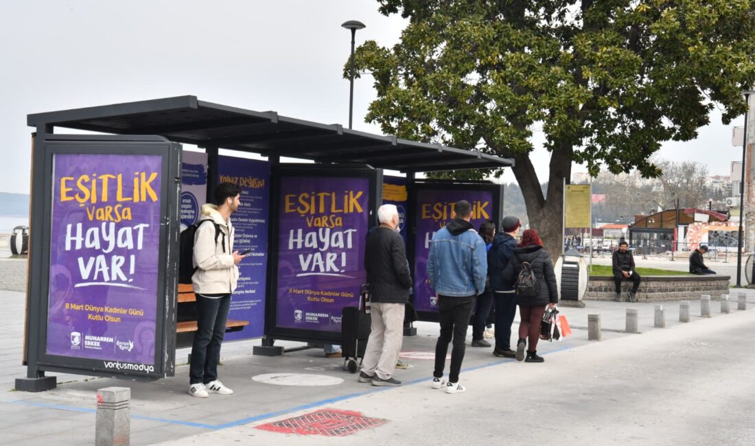 Çanakkale Belediyesi tarafından, 8 Mart Dünya Kadınlar Günü kapsamında kadına