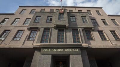 Son dakika haberi... Milli Savunma Bakanlığı, denizlerde tespit edilen şüpheli