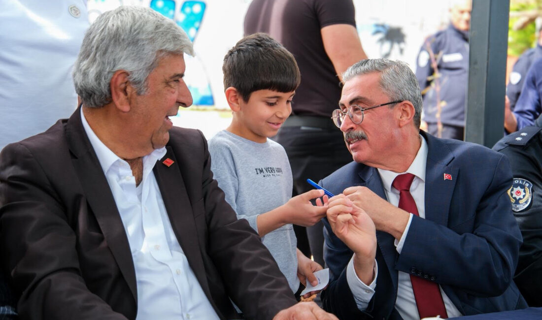 Karataş Belediye Başkanı Ali Bedrettin Karataş, son günlerde Şanlıurfa’nın Siverek