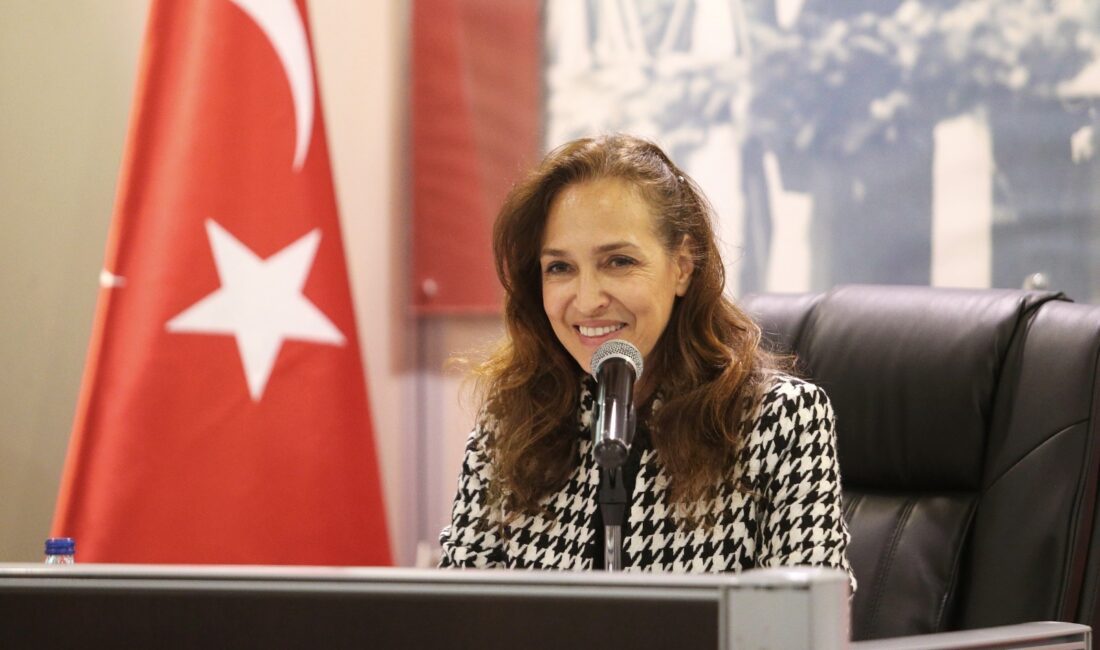Karşıyaka Belediyesi’nin 2025 faaliyet raporu meclisten geçti! Başkan Yıldız Ünsal,