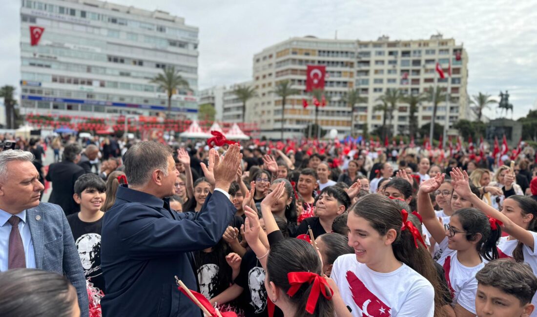 23 Nisan Ulusal Egemenlik ve Çocuk Bayramı nedeniyle İzmir’de Cumhuriyet