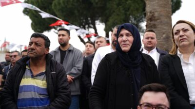 Torbalı Belediye Başkanı Övünç Demir, ilk TOMAR Halk Market’i Kuşçuburun’da