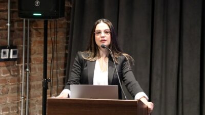 Eyüpsultan Belediyesi tarafından Dünya Sosyal Hizmet Günü kapsamında düzenlenen panel,