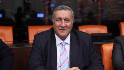 Gürer: “Komisyonlara yalnızca iktidarın teklifleri geliyor, muhalefetin önerileri dikkate alınmıyor”