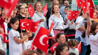 Konak Belediyesi, 23 Nisan coşkusunu Karantina Meydanı’nda düzenleyeceği Çocuk Şenliği