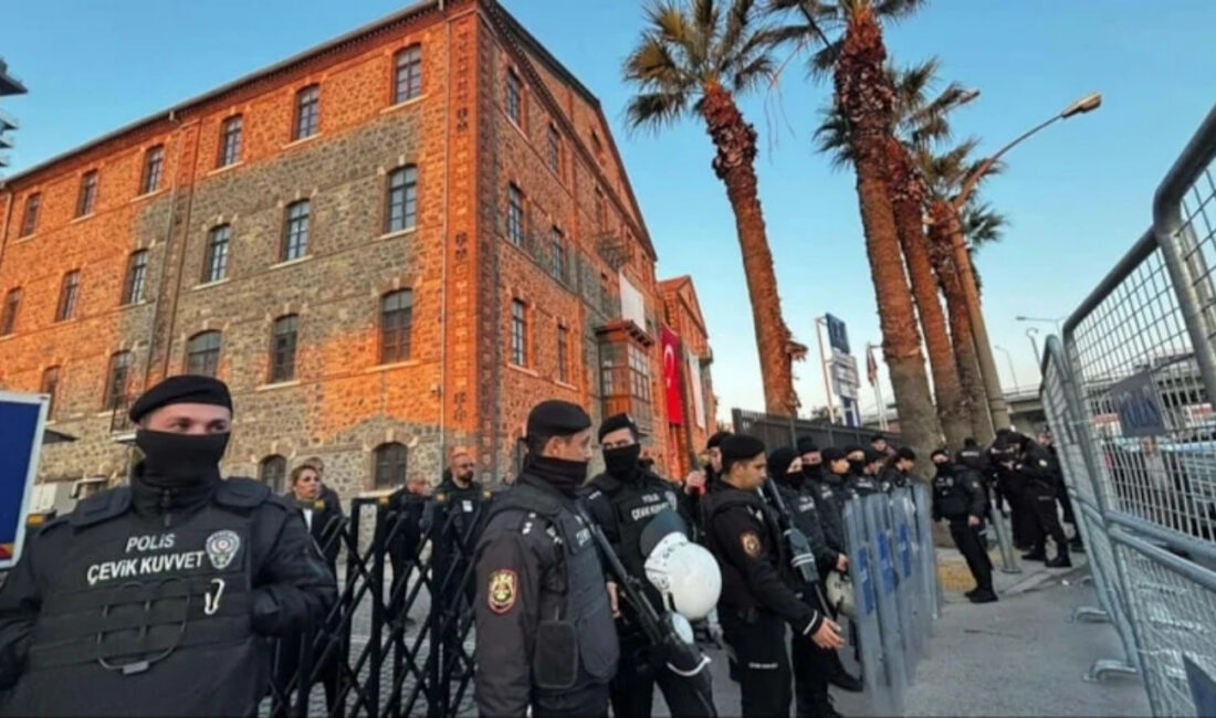 İzmir’de Meslek Fabrikası önündeki direniş sürerken, CHP Ankara Milletvekili Umut