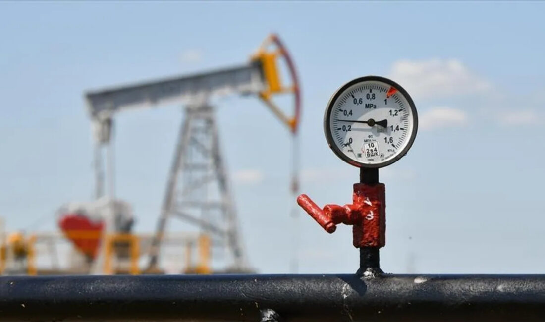 Brent petrolün 100 doların üzerine çıkmasıyla birlikte iç piyasada akaryakıt