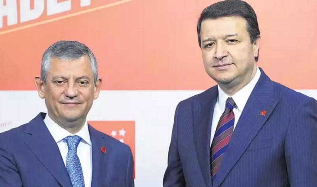 CHP lideri Özgür Özel, ara seçim çağrısını sert sözlerle yineledi.