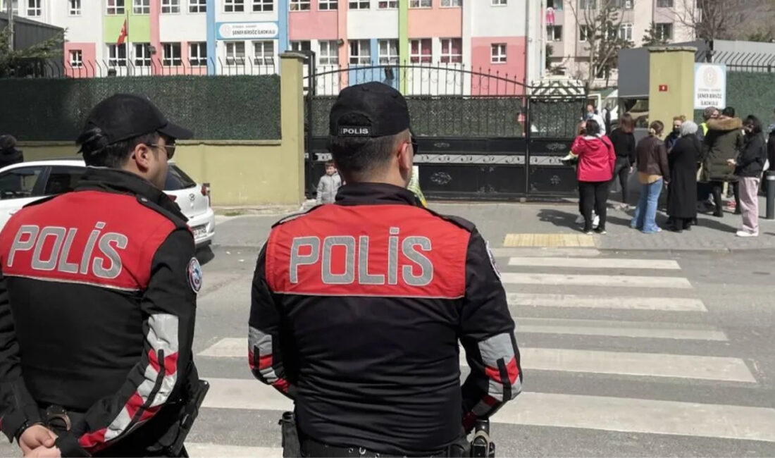 Şanlıurfa ve Kahramanmaraş’taki kanlı saldırıların ardından İçişleri Bakanlığı harekete geçti.