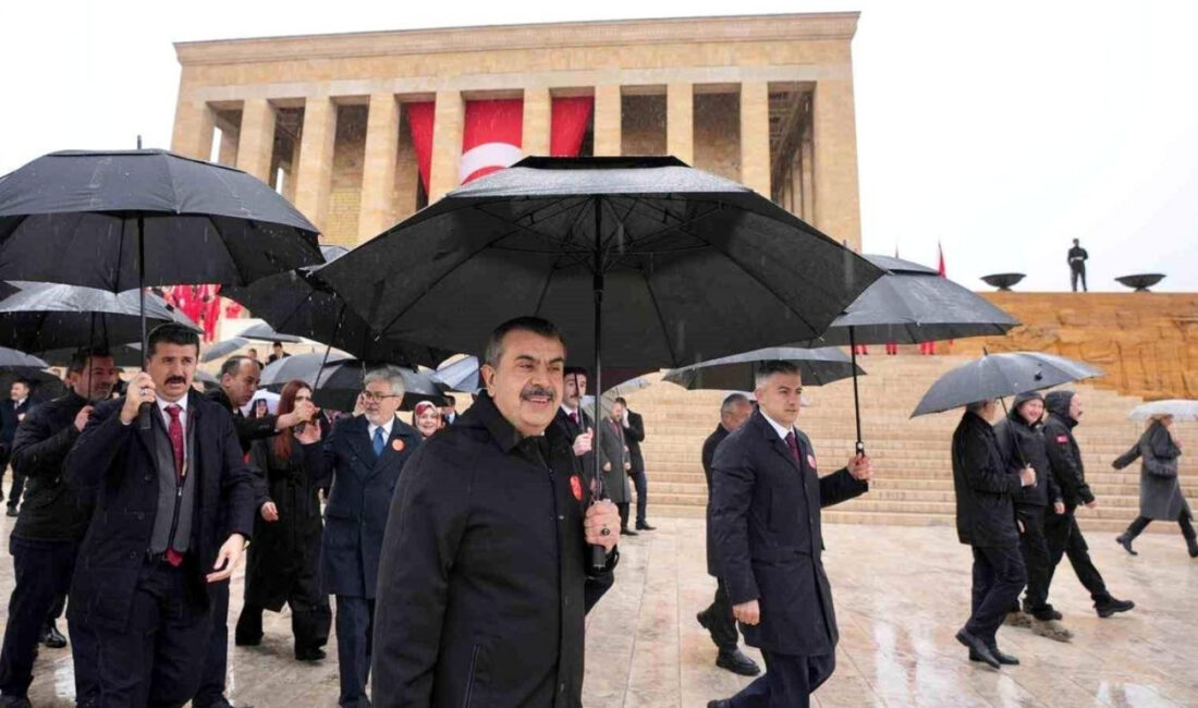 Milli Eğitim Bakanı Yusuf Tekin, 23 Nisan’da 81 ilden gelen