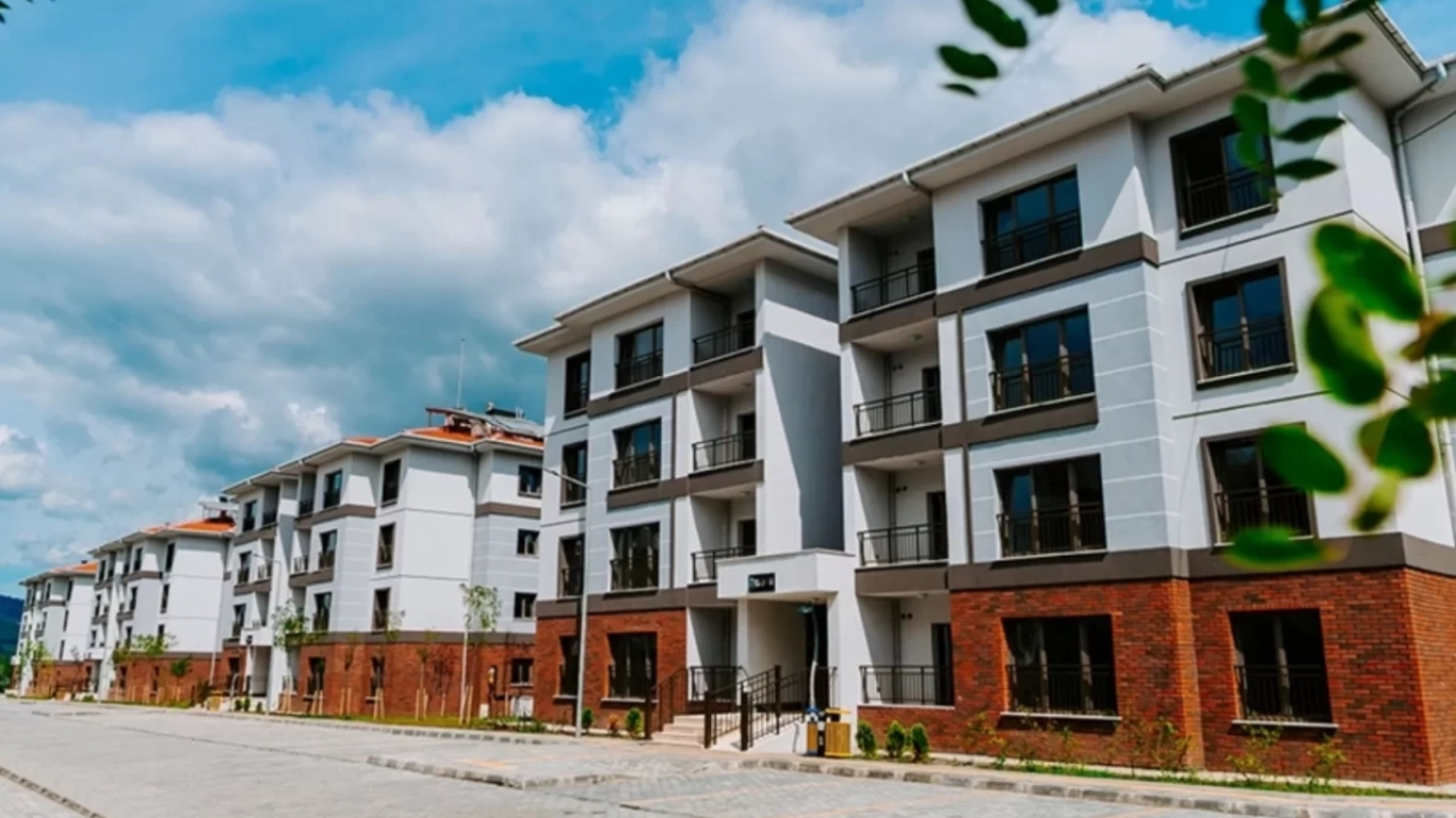 TOKİ’nin “Yüzyılın Konut Projesi” kapsamında 80 ilde tamamlanan kura sürecinin