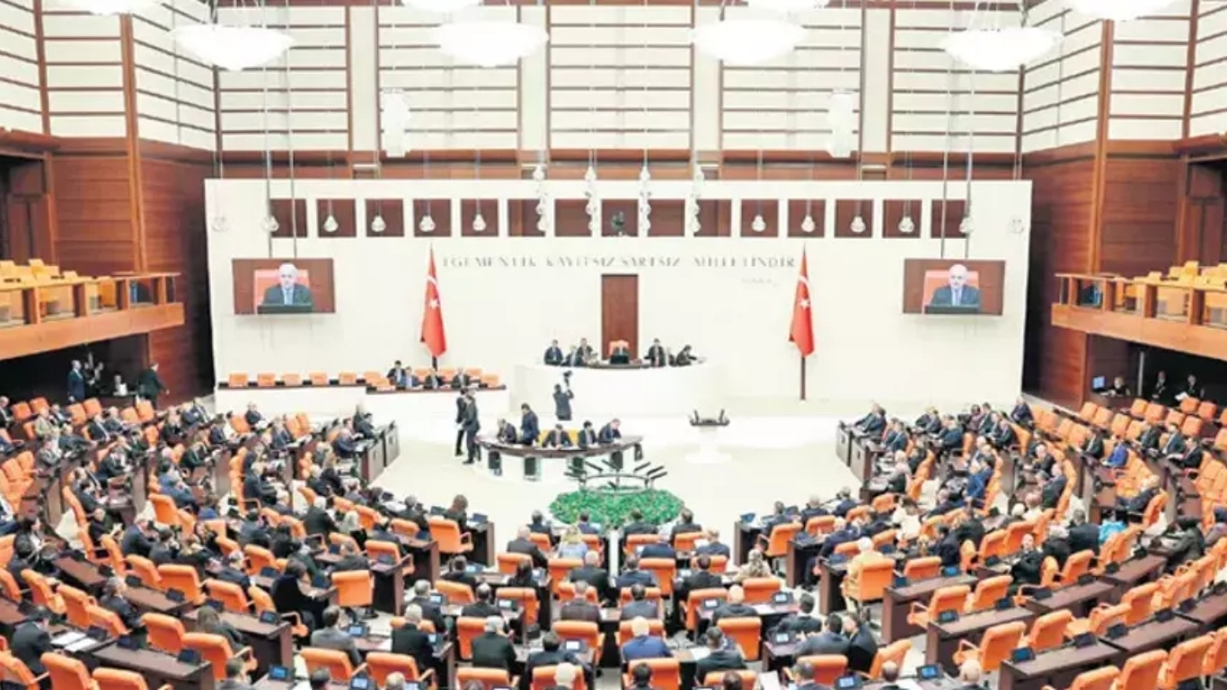 “Site aidatlarına sınır geliyor: Meclis’e sunulan yeni teklif, aidatların belirlenmesinde