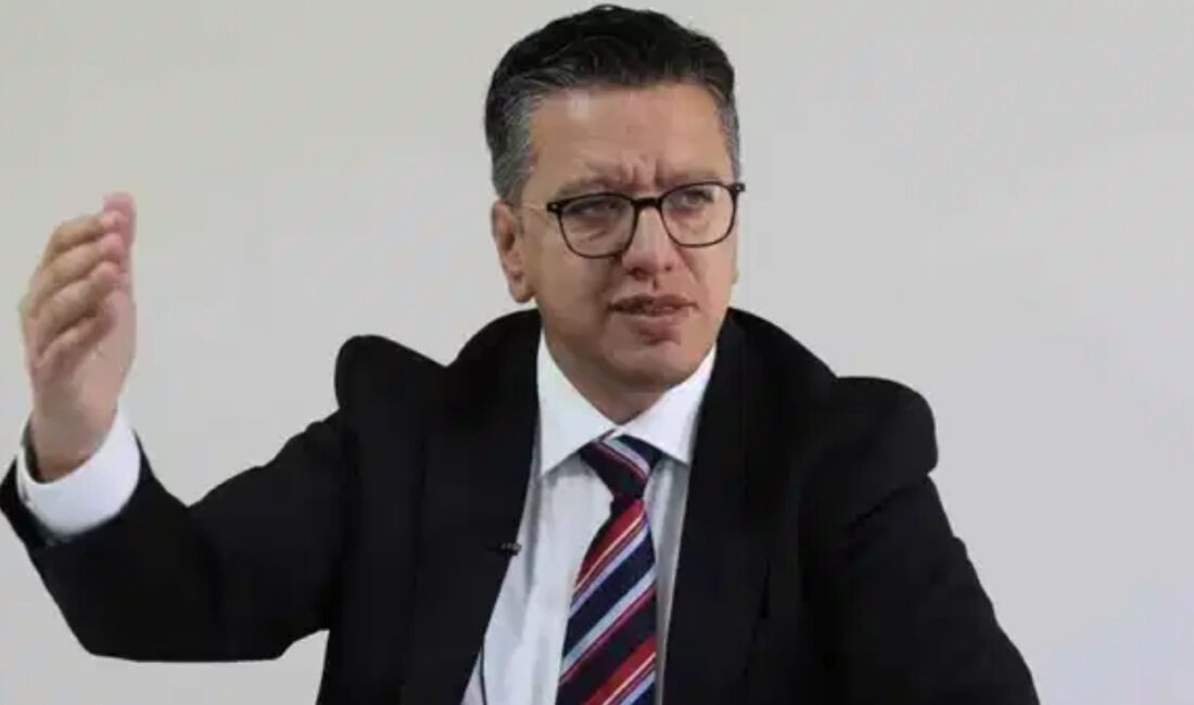 Şanlıurfa’da Halfeti Belediyesi’ne yönelik yürütülen soruşturmada kritik gelişme yaşandı. Aralarında