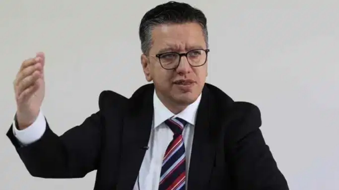 Şanlıurfa’da Halfeti Belediyesi’ne yönelik yürütülen soruşturmada kritik gelişme yaşandı. Aralarında