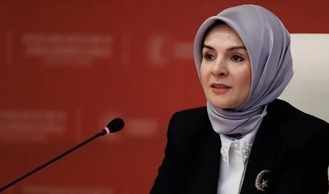 Son dakika haberi... Aile ve Sosyal Hizmetler Bakanı Mahinur Özdemir