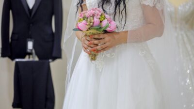 Bayraklı Belediyesi, evliliğe adım atmaya hazırlanan genç çiftlerin en özel
