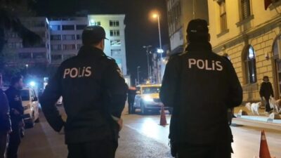 Kadıköy’de eğlence mekanları ve çevresindeki çeşitli iş yerlerinde uyuşturucu satışı