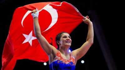 Milli güreşçi Nesrin Baş, Tiran'da düzenlenen Avrupa Güreş Şampiyonası'nda kadınlar