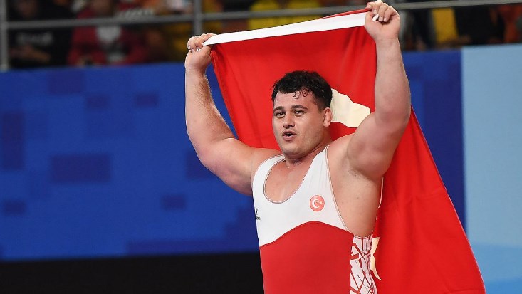 Arnavutluk'un başkenti Tiran'da düzenlenen 2026 Avrupa Güreş Şampiyonası'nda milli sporcumuz