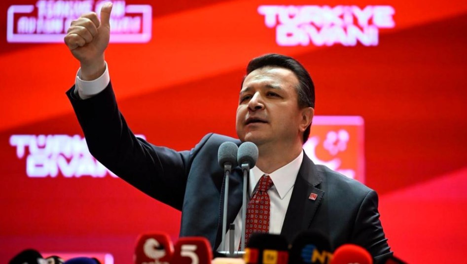 Saadet Partisi’nin ‘Türkiye Divanı' programında konuşan Genel Başkan Mahmut Arıkan,