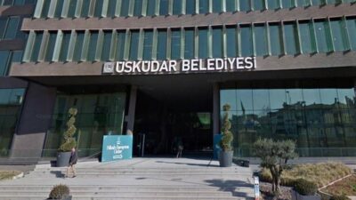 İstanbul'da Üsküdar Belediyesi'ne yönelik başlatılan rüşvet soruşturmasında 9 kişi tutuklandı.