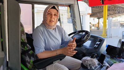  Bursa Büyükşehir Belediyesi BURULAŞ bünyesinde görev yapan otobüs sürücüsü Yasemin