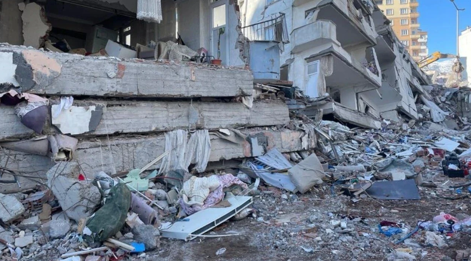 6 Şubat depremlerinde Kahramanmaraş’ta 77 kişinin hayatını kaybettiği Hünkar Apartmanı