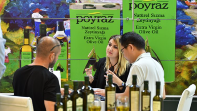 Poyraz Zeytinyağları, Anuga 2025 Fuarı’nda kaliteli ve sağlıklı ürünlerini tanıttı.