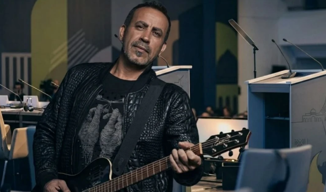 Konser dönüşü yolda fenalaşan Haluk Levent hastaneye kaldırıldı. Mide kanaması