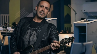 Konser dönüşü yolda fenalaşan Haluk Levent hastaneye kaldırıldı. Mide kanaması
