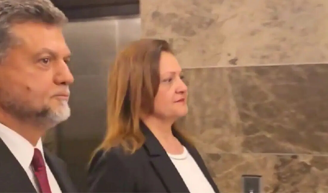 CHP’den istifa eden Afyonkarahisar Belediye Başkanı Burcu Köksal, AK Parti’ye