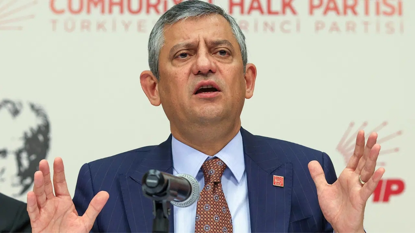 CHP Genel Başkanı Özgür Özel, Özkan Yalım hakkındaki WhatsApp iddialarını