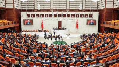 Son dakika haberi... TBMM'deki stajyerlere taciz davasında ara karar verildi.