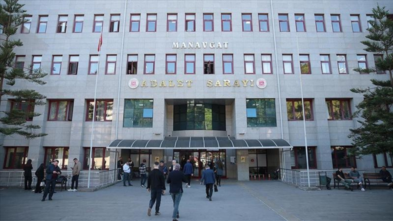Son dakika haberi.. Görevden uzaklaştırılan Manavgat Belediye Başkanı Niyazi Nefi