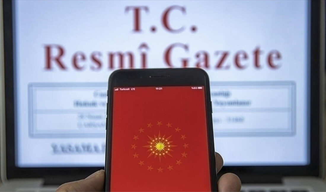 Cumhurbaşkanı Recep Tayyip Erdoğan imzasıyla yayımlanan Resmi Gazete kararlarıyla, Türkiye