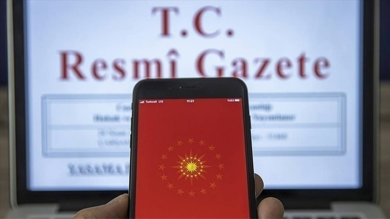 Cumhurbaşkanı Recep Tayyip Erdoğan imzasıyla yayımlanan Resmi Gazete kararlarıyla, Türkiye