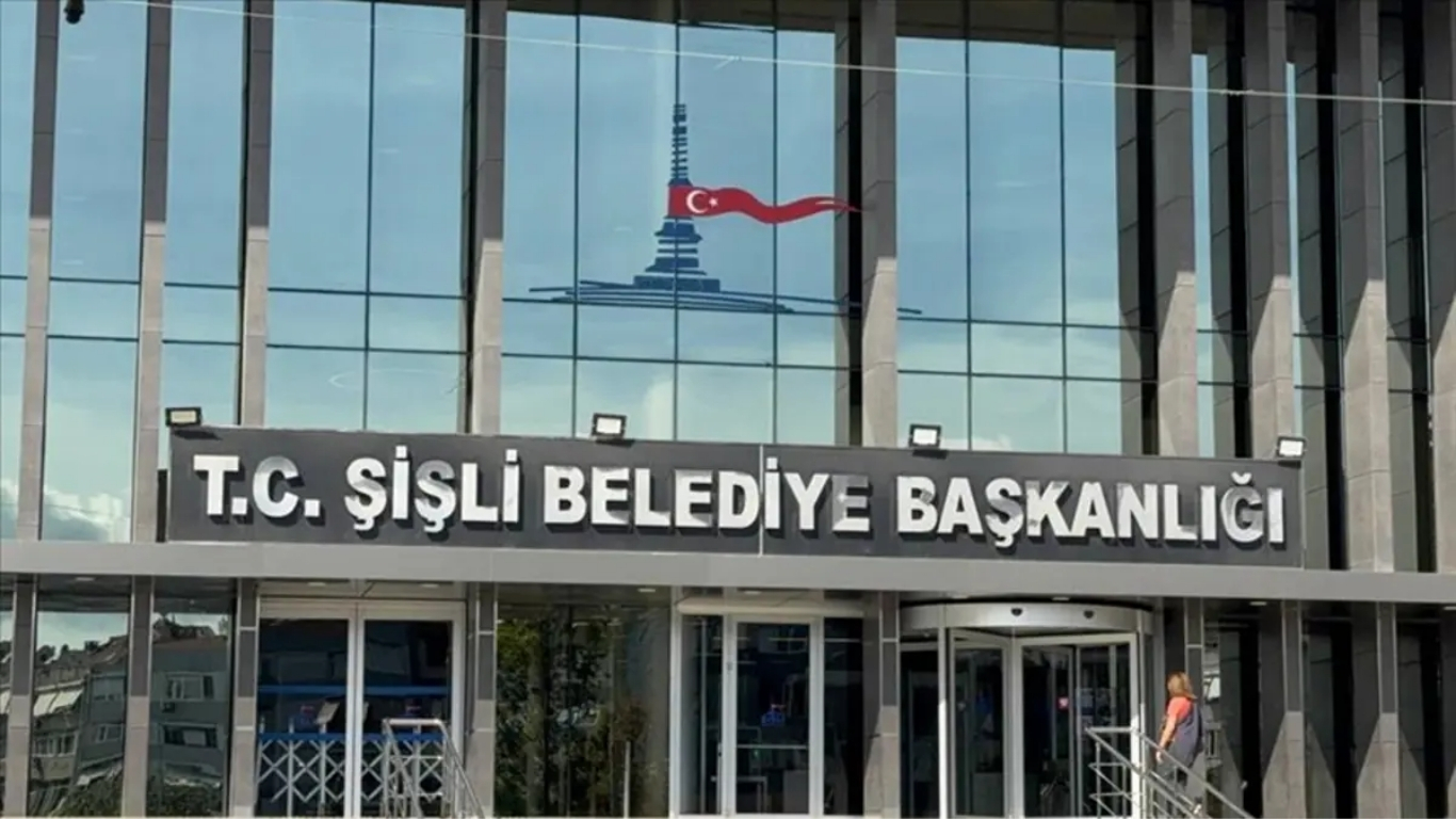 Şişli Belediyesi’nde başkanvekilliği bir hafta içinde yeniden değişti. Son kararla