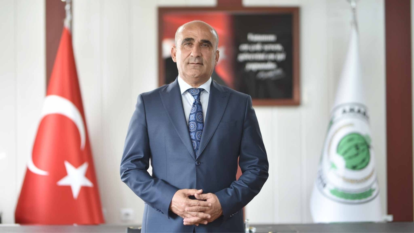 MHP, Gaziantep’in Araban ilçesinde görev yapan Belediye Başkanı Mehmet Özdemir’i